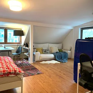 Hinterhaus No1 Apartment Leipzig